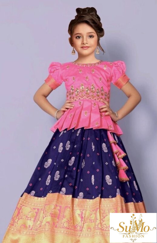 Kids skirt and blouse