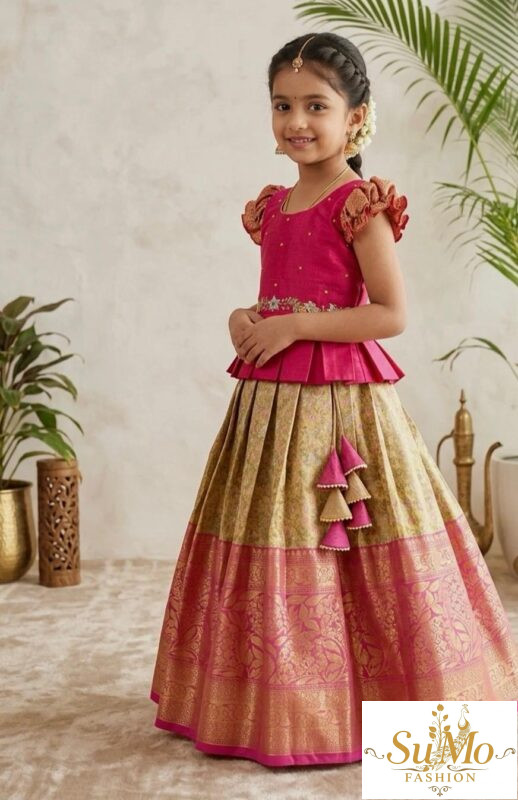 Kids skirt and blouse